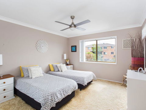 Waterfront At Point Road - Accommodation Bookings 3