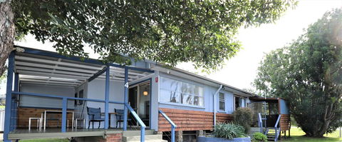 Waterfront Cottages - Accommodation Bookings 1