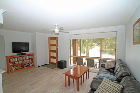 Waterfront On Plover - Accommodation Bookings 2