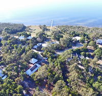 Waterfront Retreat At Wattle Point - Accommodation Bookings