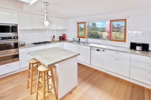 Waterfront Sanctuary - Raymond Island Getaway - Accommodation Bookings 3
