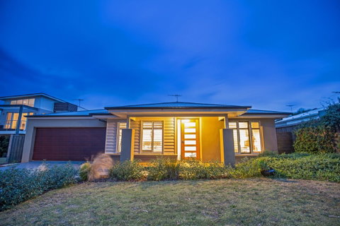Nautical Rise Torquay - Accommodation Bookings 2