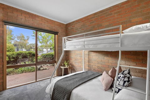 The Perfect Zone- SLEEPS 12 - Accommodation Bookings 14
