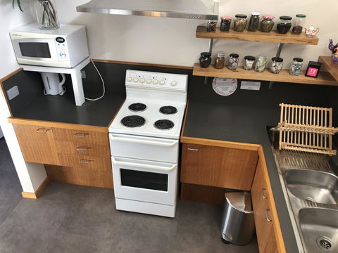 The PC Cottage - Accommodation Bookings 18