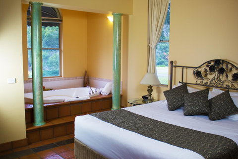 Marwood Villas - Accommodation Bookings 6