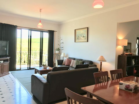 Hillâ€™s Creek Holiday Home - Accommodation Bookings 11