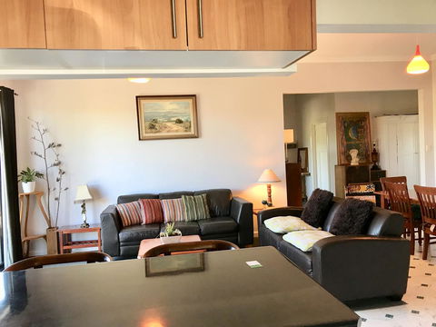Hillâ€™s Creek Holiday Home - Accommodation Bookings 7