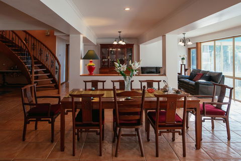 The Dan - Accommodation Bookings 4