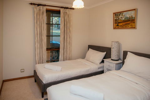 The Dan - Accommodation Bookings 10
