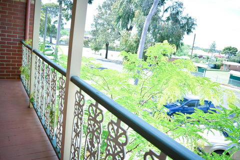 Turner Terrace - Accommodation Bookings 4