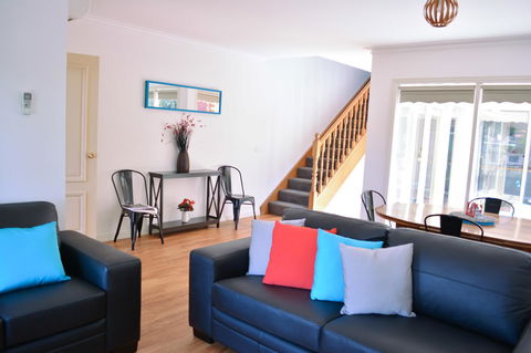 Turner Terrace - Accommodation Bookings 6