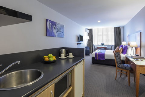 Park Regis Griffin Suites - Accommodation Bookings 16