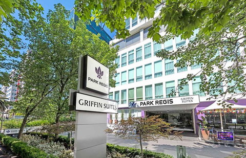 Park Regis Griffin Suites - Accommodation Bookings 1