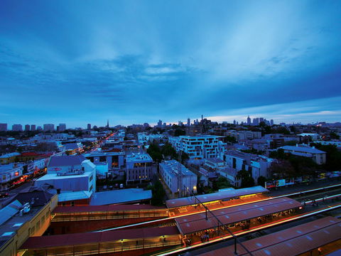 Oaks Melbourne South Yarra Suites - Accommodation Bookings 9
