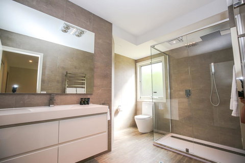 Amber Mist Villa Two - Accommodation Bookings 10