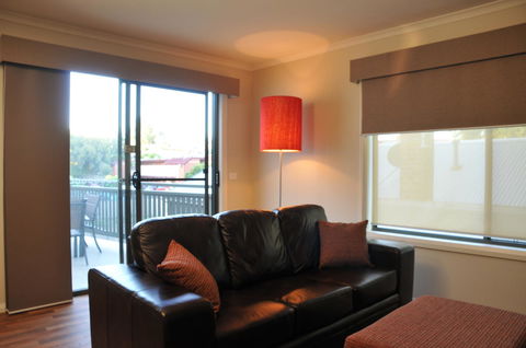 National Hotel Complex Bendigo - Accommodation Bookings 25