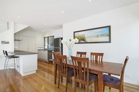 Bask At The Glade - Rejuvenate Stays - Accommodation Bookings 10