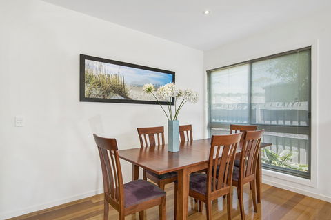 Bask At The Glade - Rejuvenate Stays - Accommodation Bookings 11