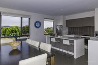 1 Pebble Place