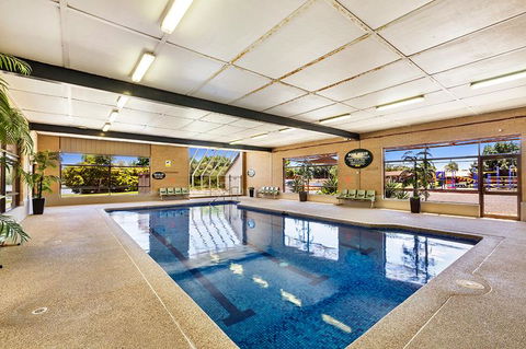 Lakeside Country Club - Accommodation Bookings 2