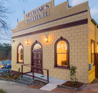 The Old Mechanics - Accommodation Bookings