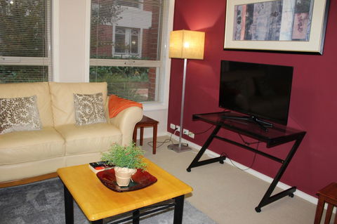 Australian Home Away @ Box Hill 2 Bedroom - Accommodation Bookings 6