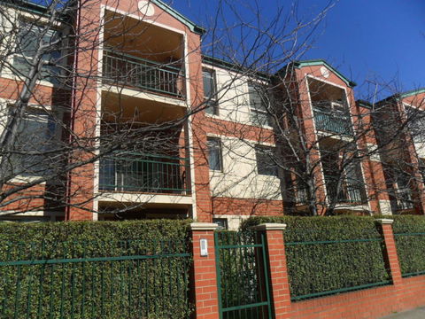 Australian Home Away @ Box Hill 2 Bedroom - Accommodation Bookings 1