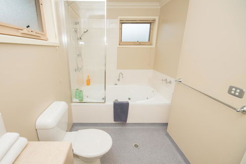 The Pitch - Accommodation Bookings 19