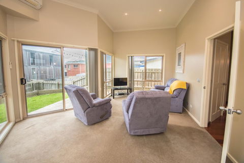 The Pitch - Accommodation Bookings 32