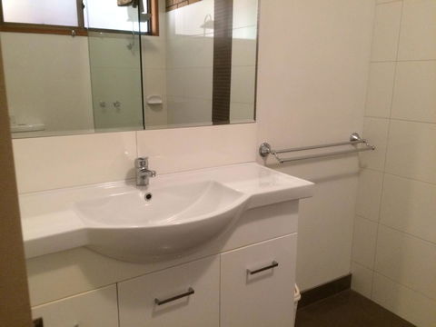 Ambassador Motor Inn - Accommodation Bookings 19