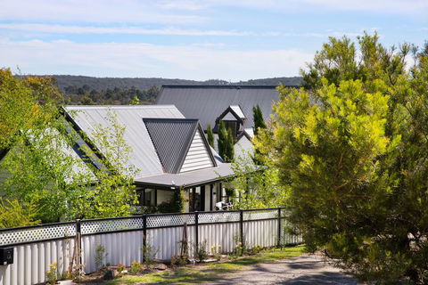 Cottage 4A - Accommodation Bookings 12