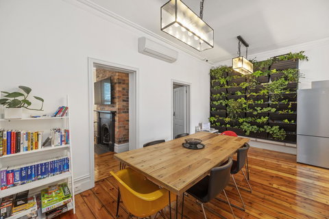 Work Sleep Live Melbourne - Accommodation Bookings 0