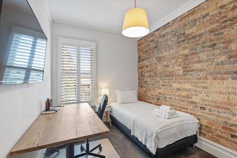 Work Sleep Live Melbourne - Accommodation Bookings 6