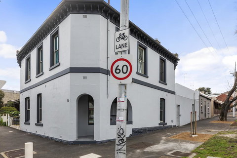 Work Sleep Live Melbourne - Accommodation Bookings 18