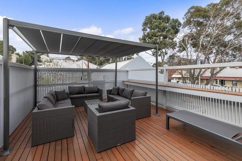 Work Sleep Live Melbourne - Accommodation Bookings 12