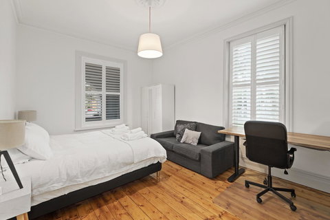 Work Sleep Live Melbourne - Accommodation Bookings 2