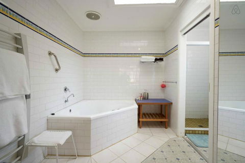 Cottages For Two - Accommodation Bookings 14