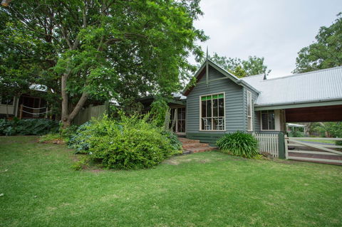 Oak Tree Lodge - Accommodation Bookings 18