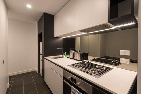 Astrina 2 Bed 2 Bath Apartment - Accommodation Bookings 3