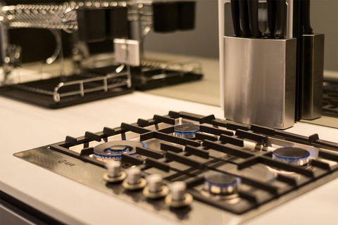Astrina 2 Bed 2 Bath Apartment - Accommodation Bookings 5