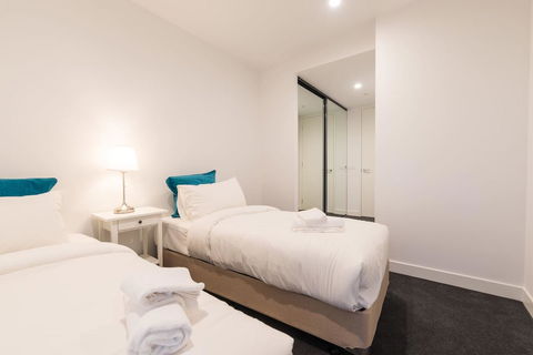 Astrina 2 Bed 2 Bath Apartment - Accommodation Bookings 6