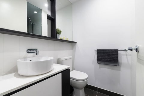 Astrina 2 Bed 2 Bath Apartment - Accommodation Bookings 9