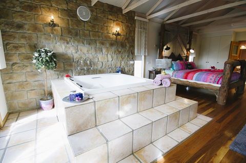 Ditto Daddy's - Accommodation Bookings 19