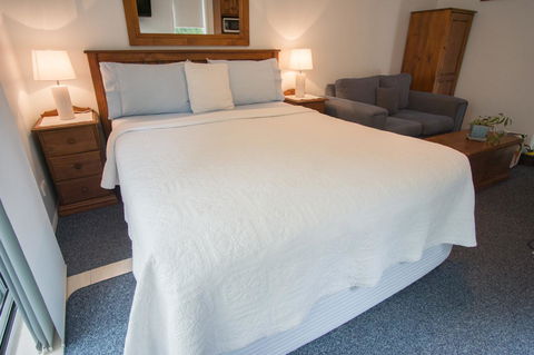 Debbie\'s Place - Accommodation Bookings 12
