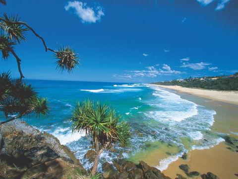 La Mer Sunshine Beachfront - Accommodation Bookings 24