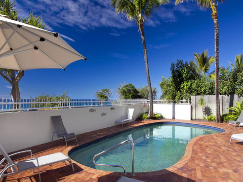 La Mer Sunshine Beachfront - Accommodation Bookings 1