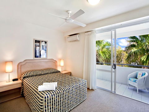 La Mer Sunshine Beachfront - Accommodation Bookings 25
