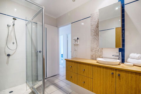 Sunseeker Holiday Apartments - Accommodation Bookings 4