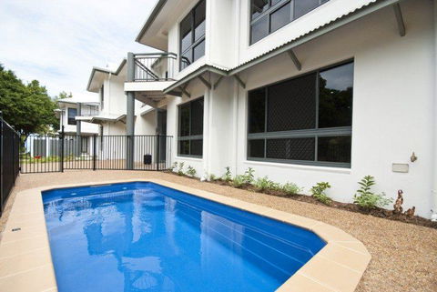 Woodville Beach Townhouse 6 - Accommodation Bookings 5