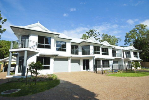 Woodville Beach Townhouse 6 - Accommodation Bookings 6